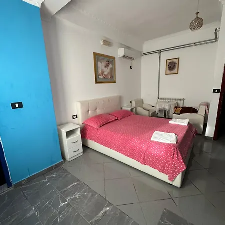 Hotel B&B Szálloda Rrogozhine