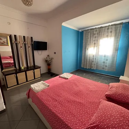 Hotel B&B Szálloda Rrogozhine
